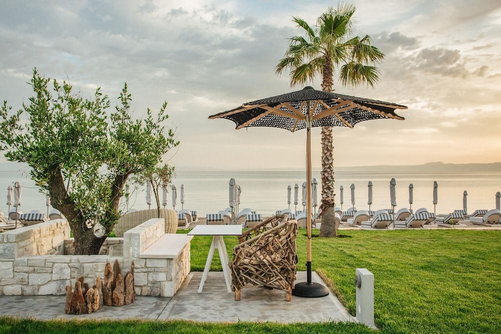 Cocooning Suites By Blue Carpet Pefkochori Buitenkant foto